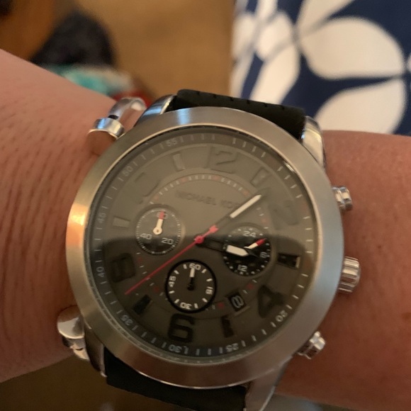 Michael Kors Mens Watch - Picture 4 of 4